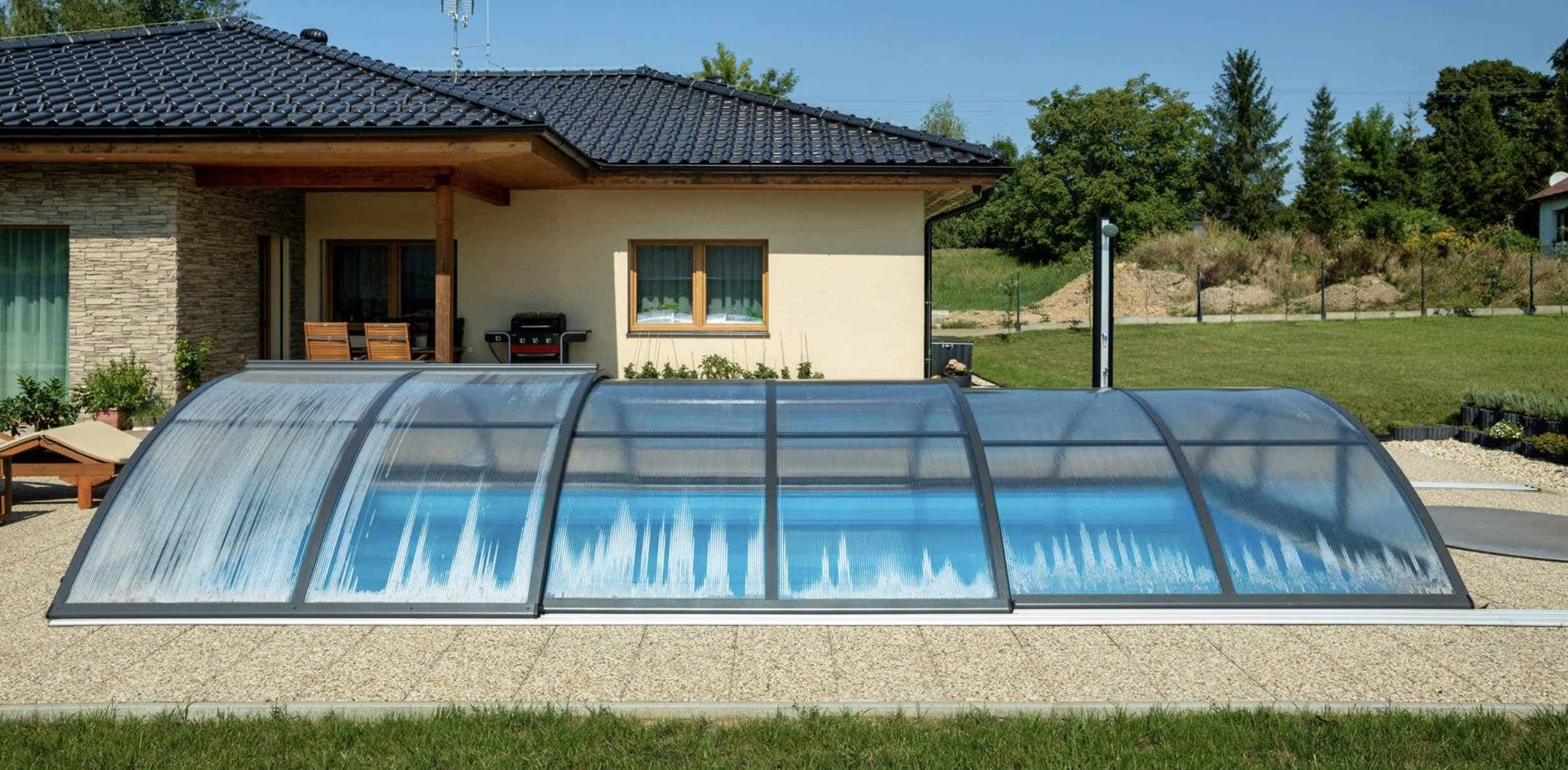 L'abri de piscine permet-il d'augmenter la température de l'eau ?- Gustave  Rideau